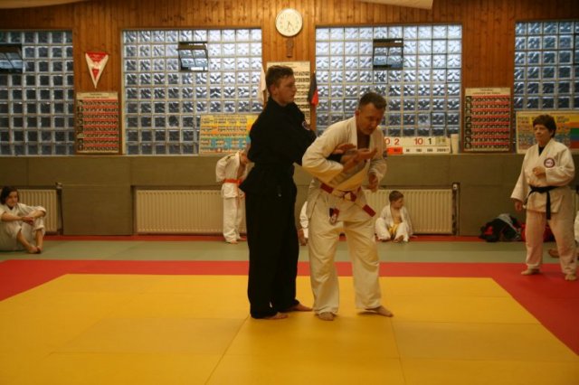 Judolehrgang Bodentechniken / SV / Treechallenge