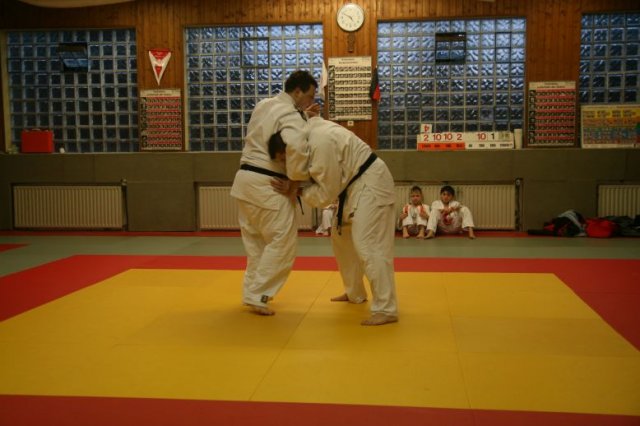 Judolehrgang Bodentechniken / SV / Treechallenge