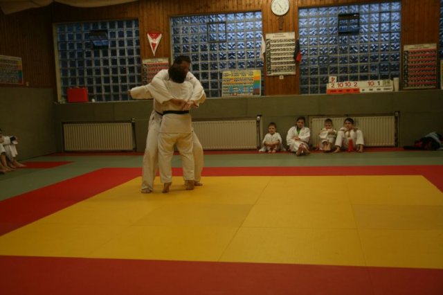 Judolehrgang Bodentechniken / SV / Treechallenge